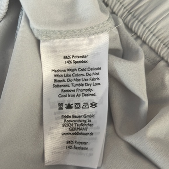 Eddie Bauer womens high rise short size large - Picture 6 of 7